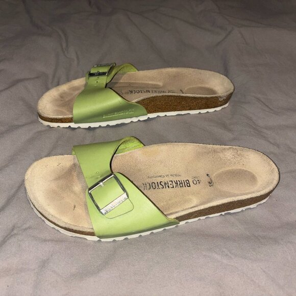 Women's Birkenstock Sandal Green strap Size 40 - Picture 4 of 5